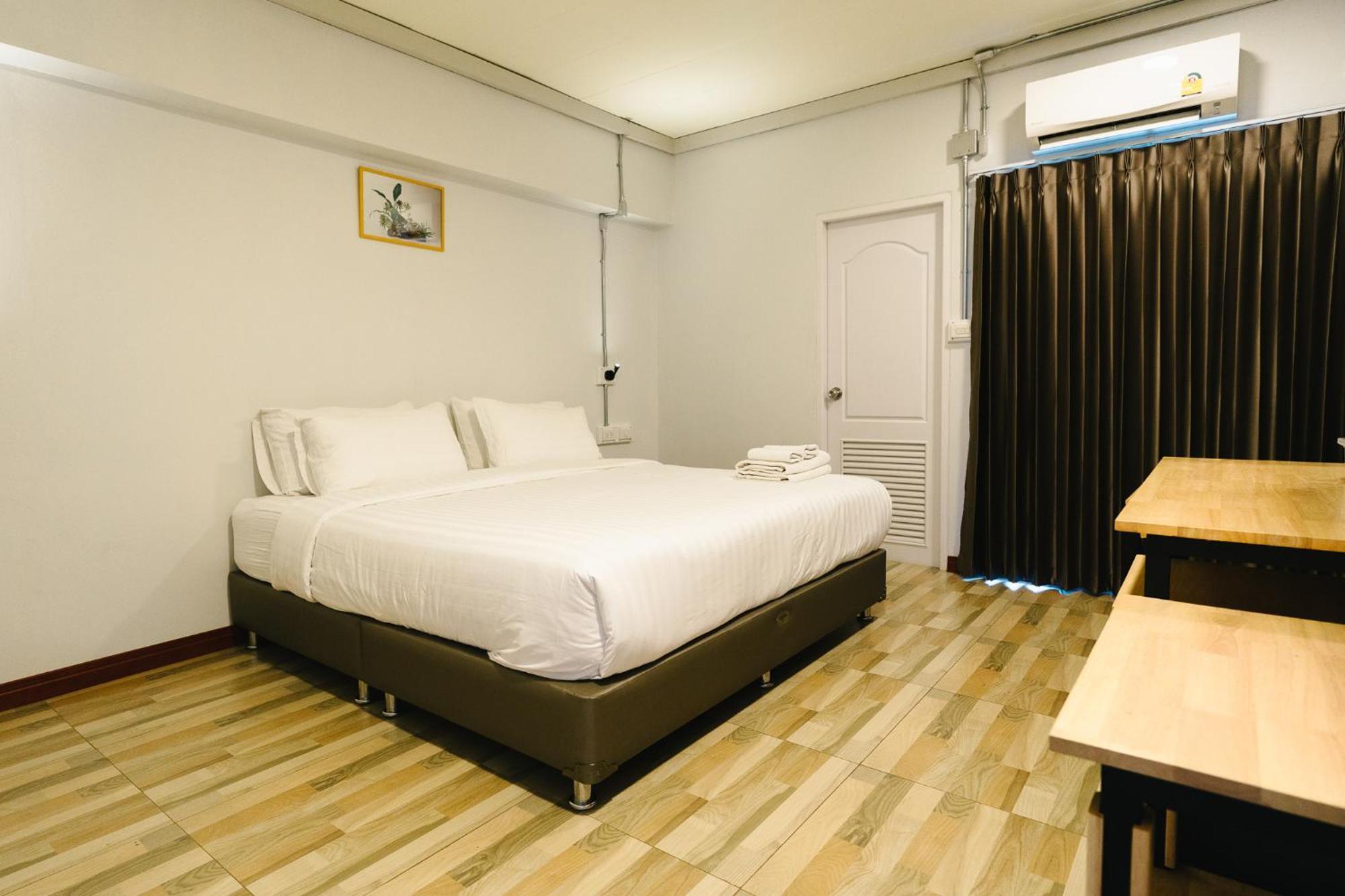 The Ten Hotel Thippanate Chiang Mai Exteriör bild