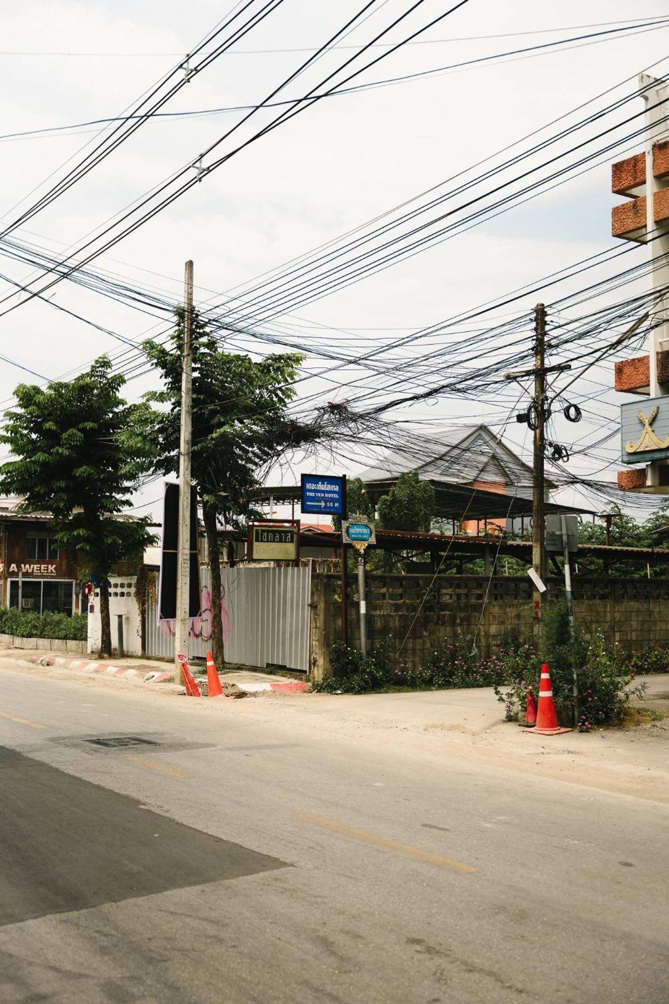 The Ten Hotel Thippanate Chiang Mai Exteriör bild