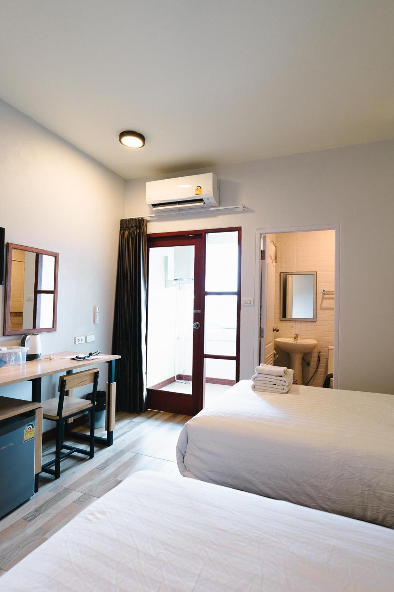 The Ten Hotel Thippanate Chiang Mai Exteriör bild