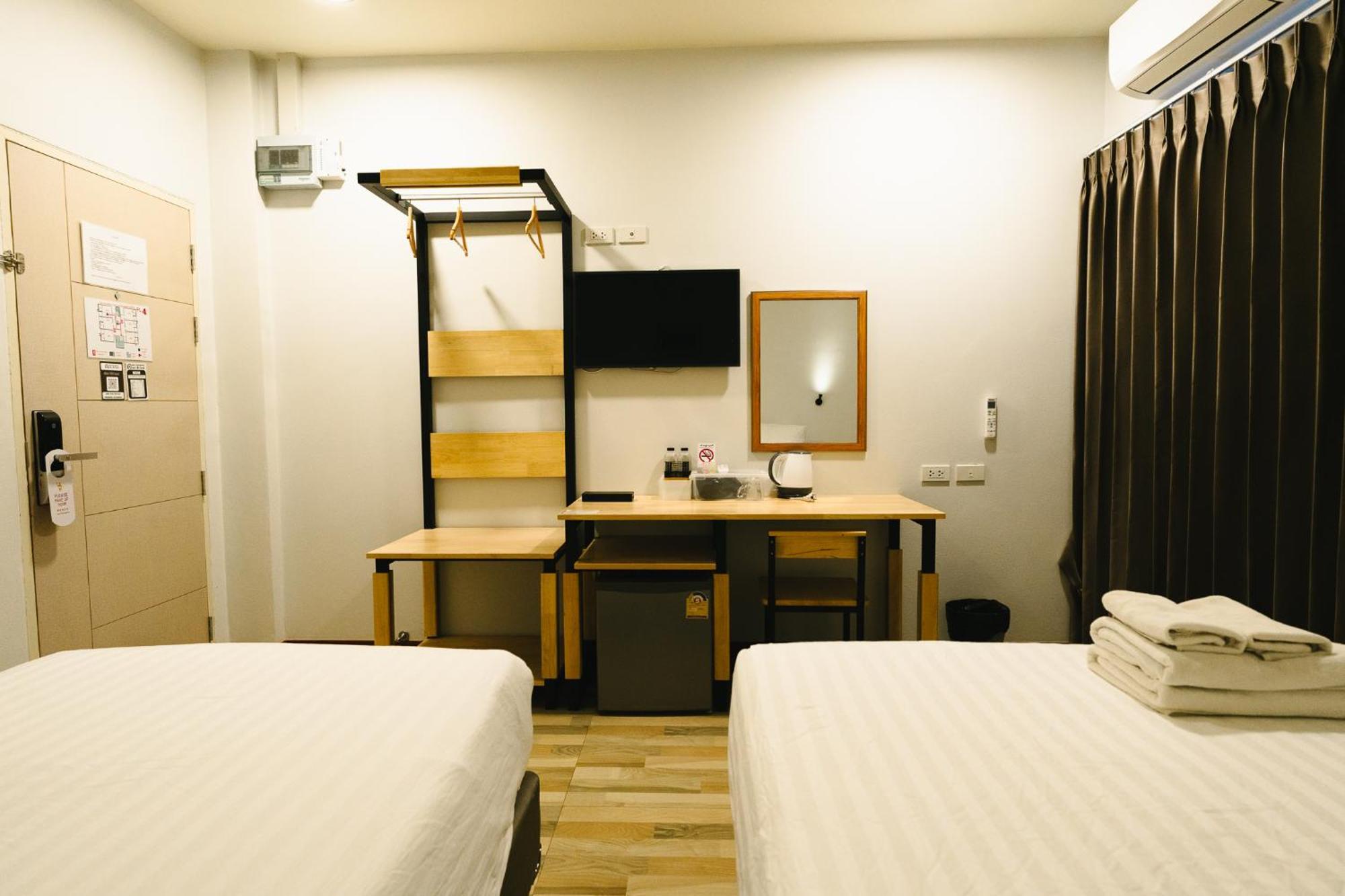 The Ten Hotel Thippanate Chiang Mai Exteriör bild